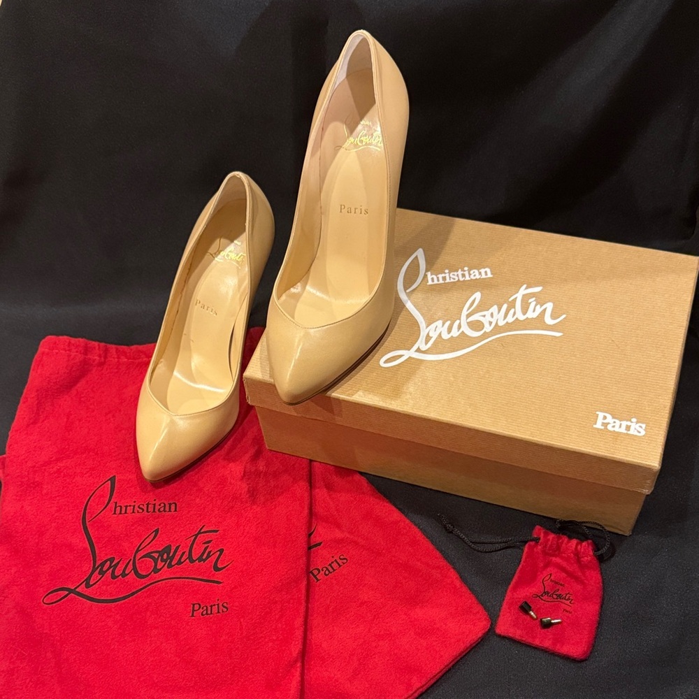 Christian Louboutin “BRECHE NAPPA 100 SHINY” Beige Heels